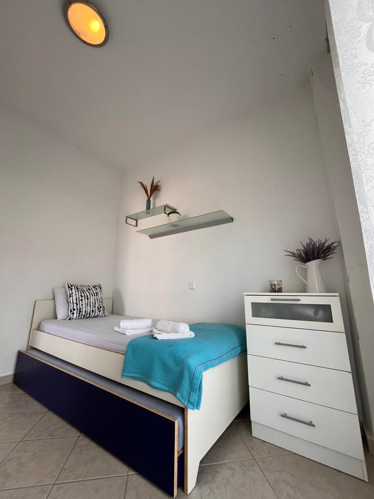 Ocean View Apartments Nea Nea Vrasna Exterior photo